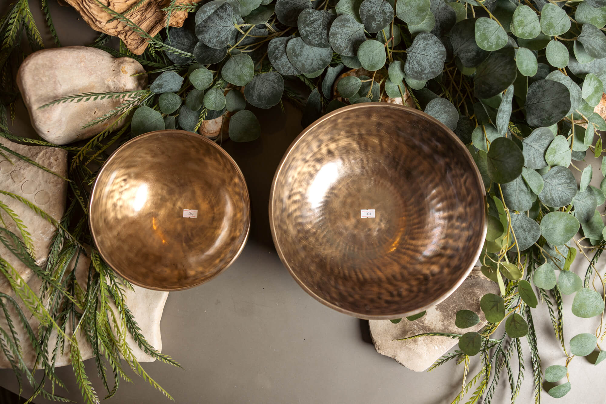 3rd Octave Perfect Fifth Set G3 And C3: 10.25 in and 8.25 in Bronze Bowl Pair - Image 3