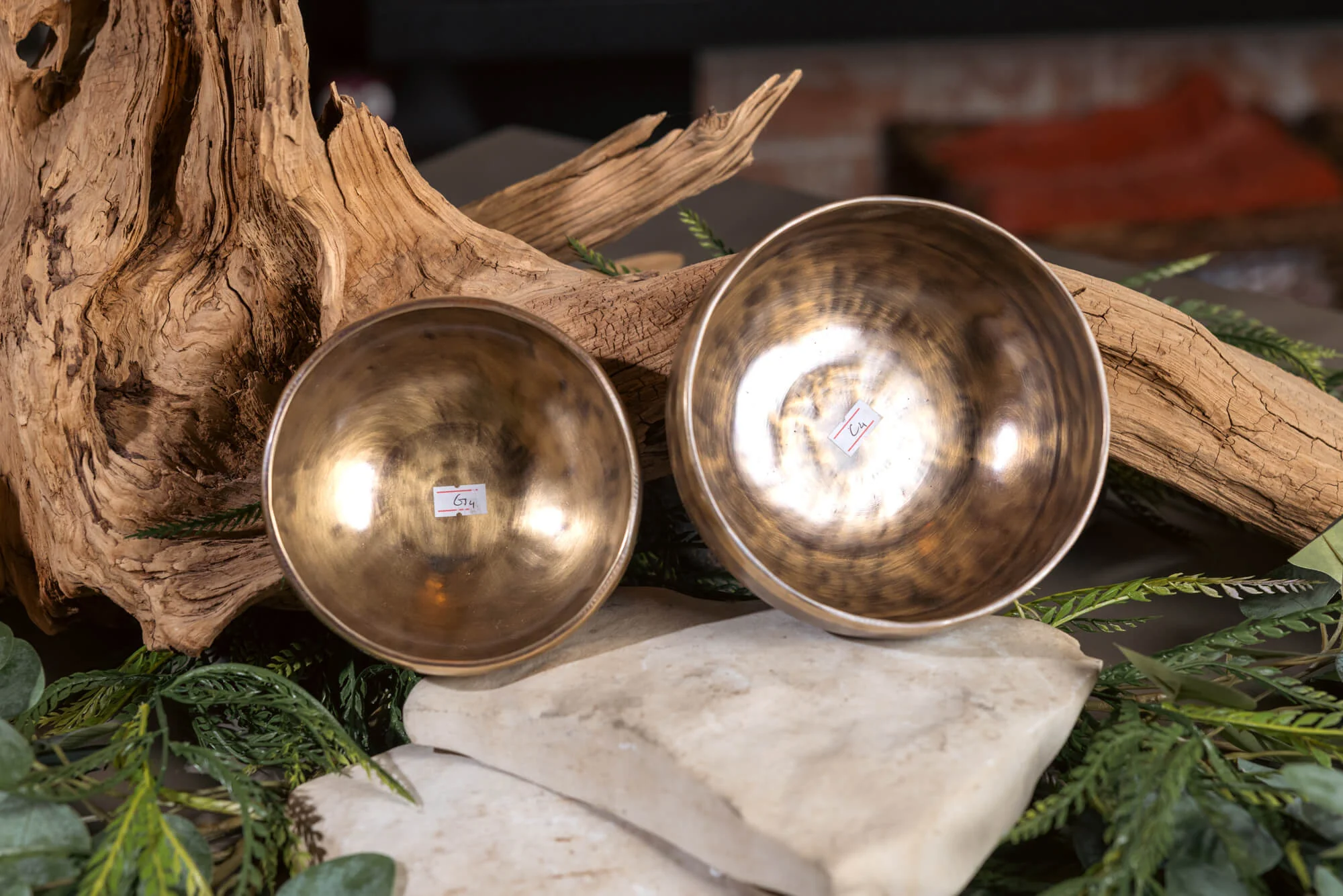 4th Octave Perfect Fifth Set G4 And C4: 6.5in and 5.7in Bronze Bowl Pair - Image 5