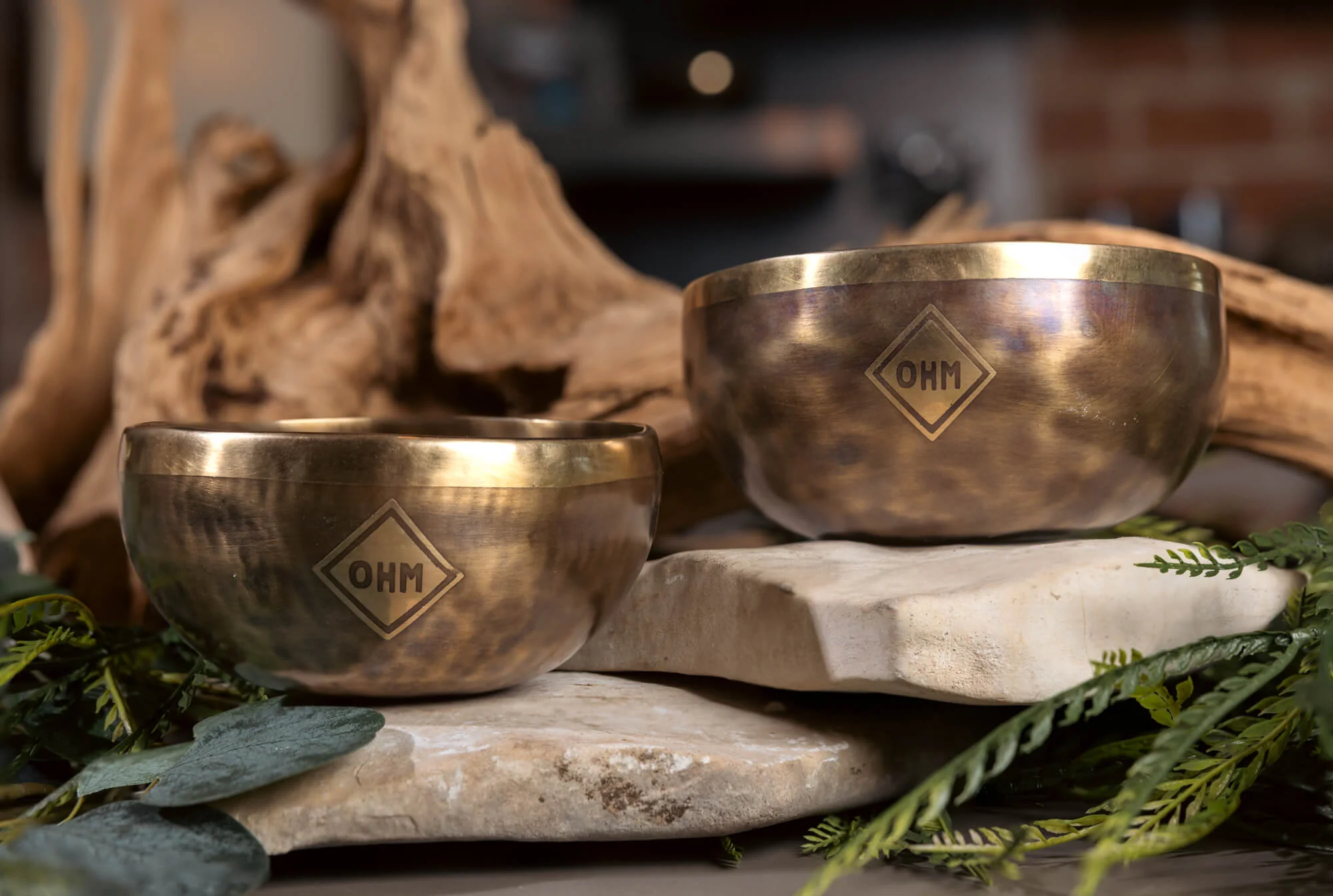 4th Octave Perfect Fifth Set G4 And C4: 6.5in and 5.7in Bronze Bowl Pair - Image 9