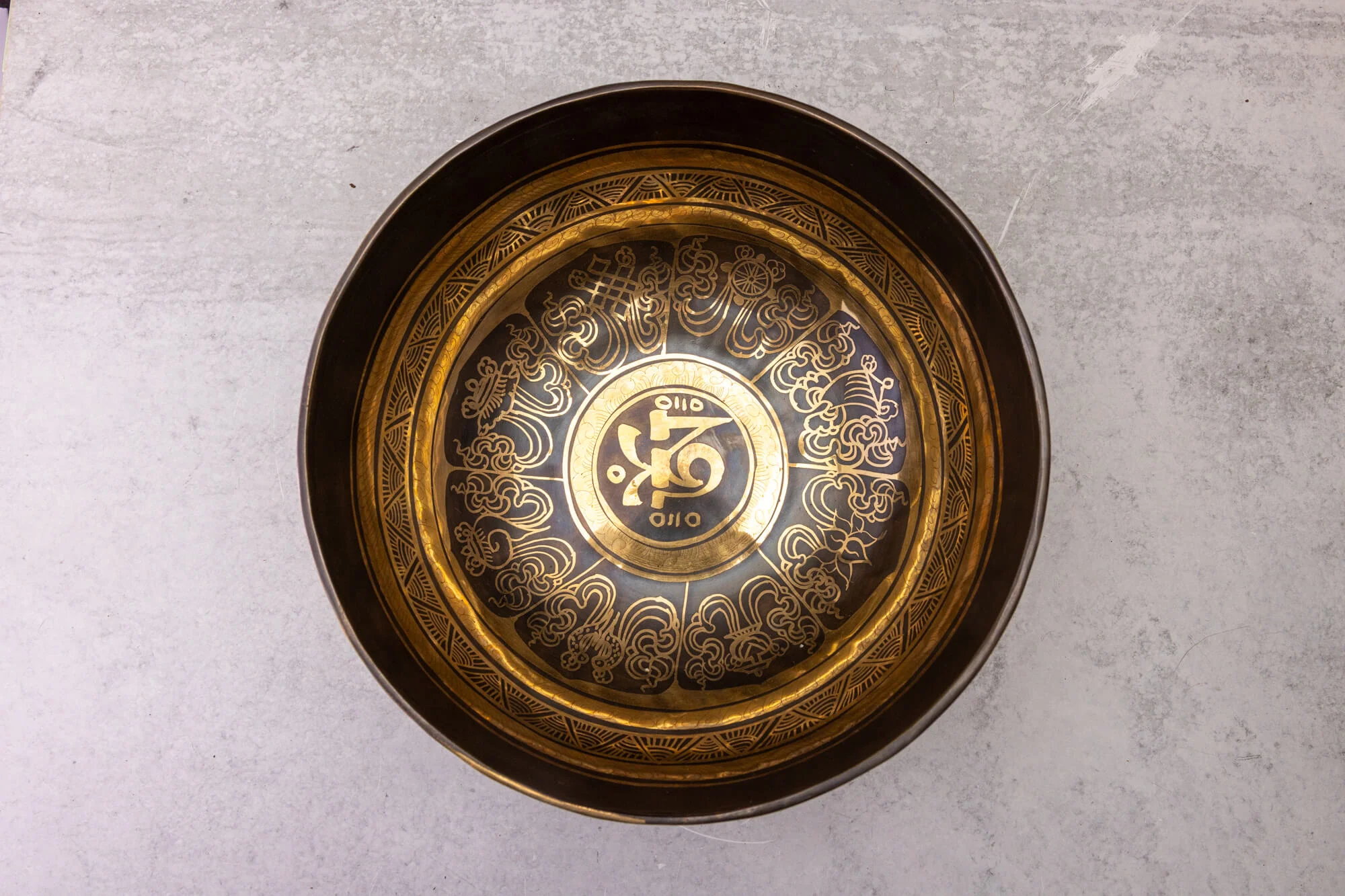 9.25' D Tone 3rd Octave Bronze 01000 - Image 2