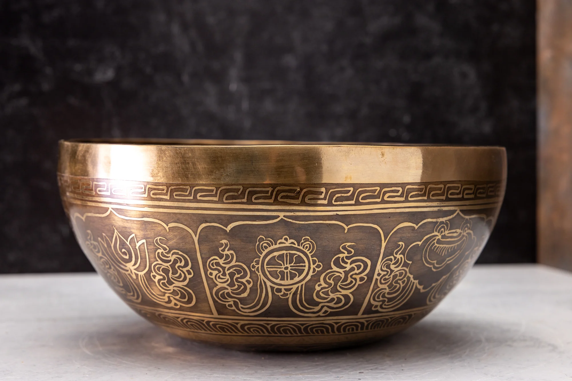 9.25' D Tone 3rd Octave Bronze 1014 - Image 12