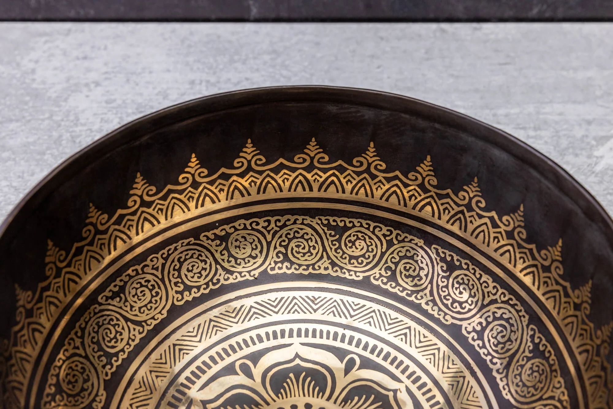 8.75' E Flat Tone 3rd Octave Bronze 0792 - Image 9