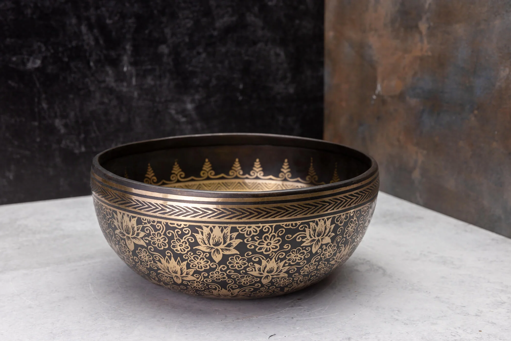 9' E Tone 3rd Octave Bronze 0793 - Image 12