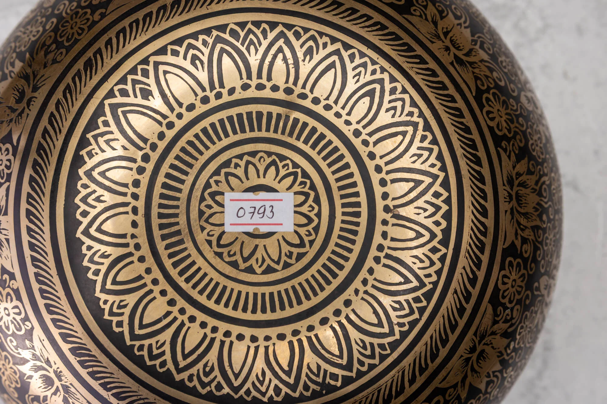 9' E Tone 3rd Octave Bronze 0793 - Image 13