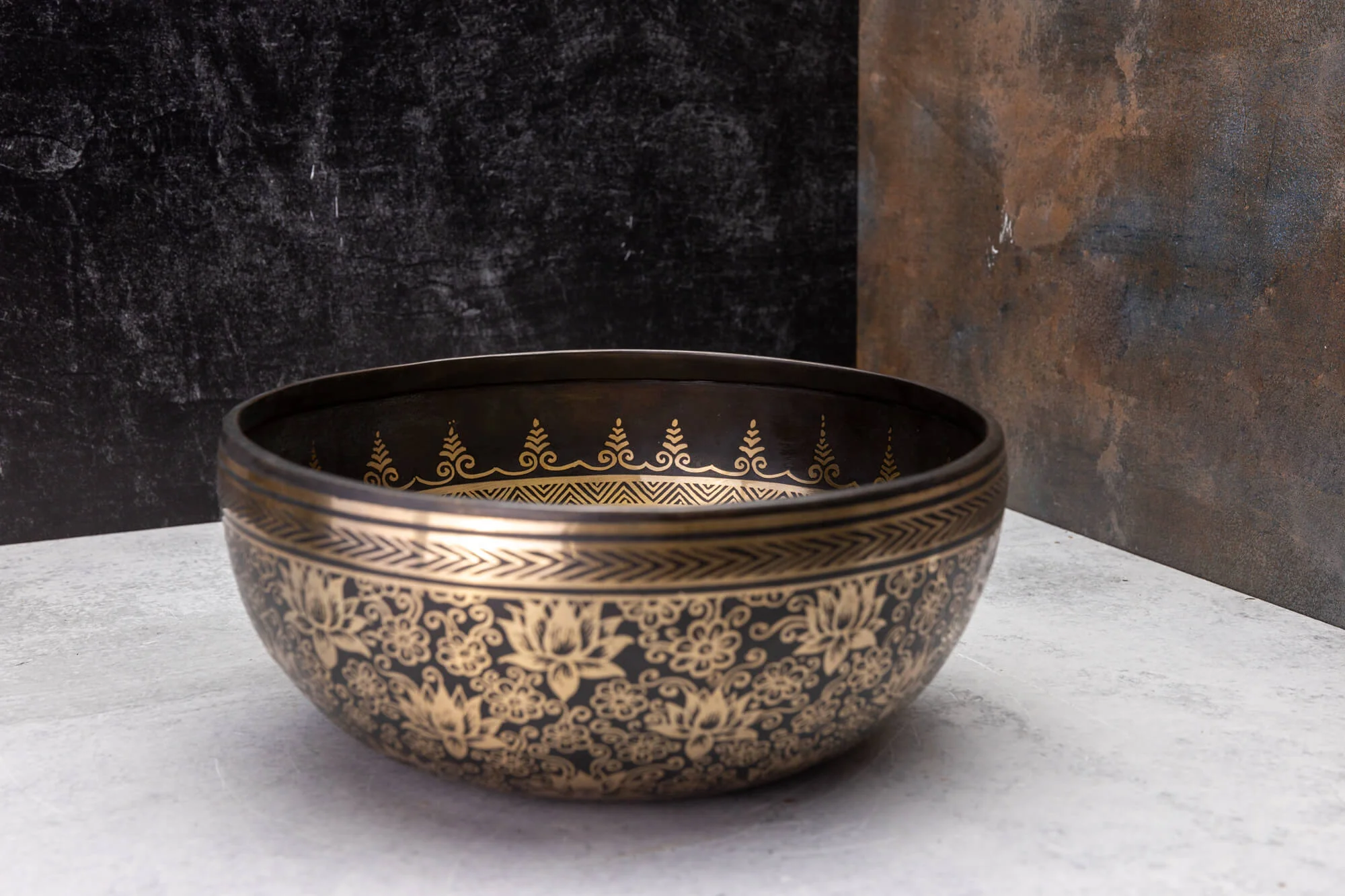 9' E Tone 3rd Octave Bronze 0793 - Image 3