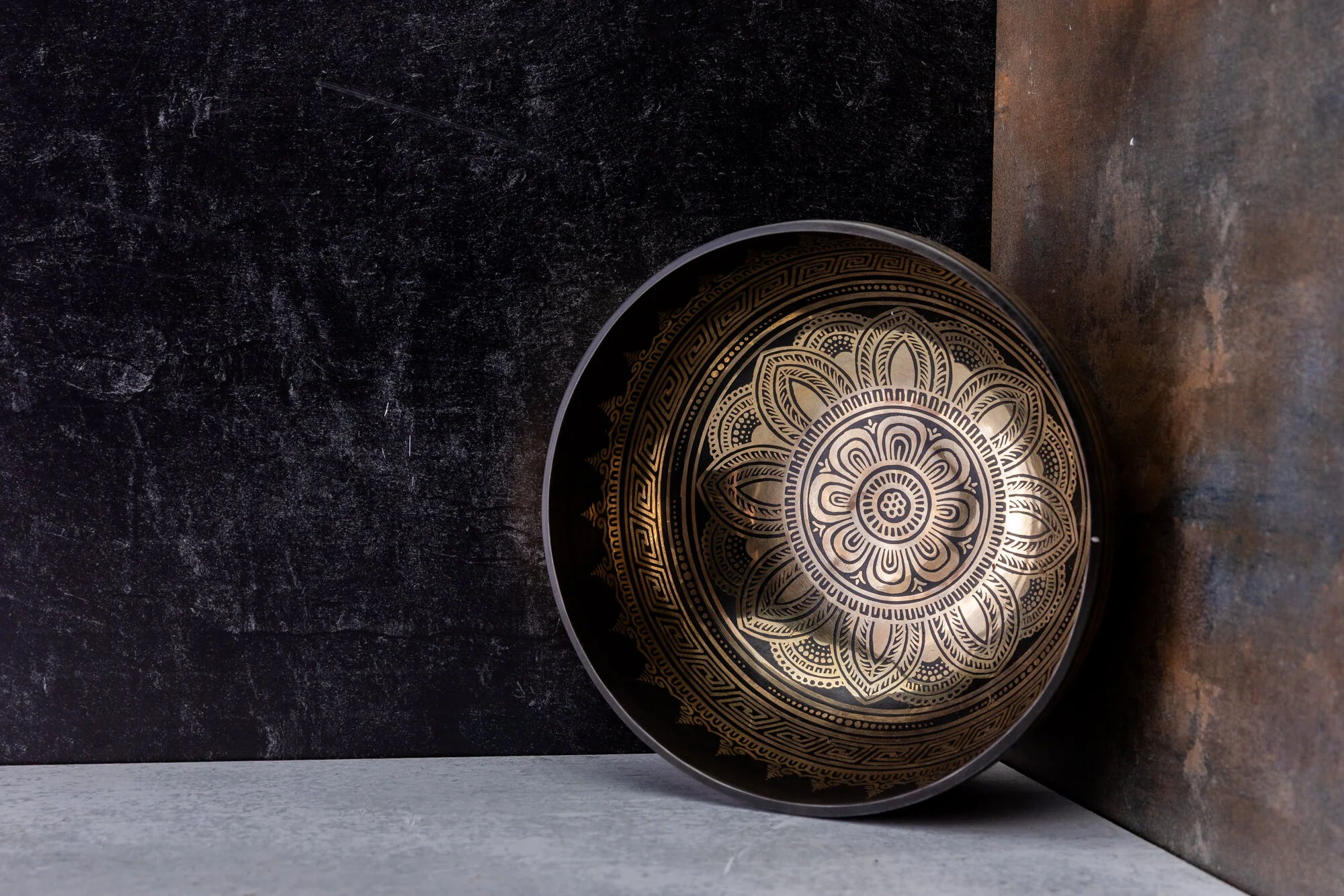 9' D Tone 3rd Octave Bronze 0805 - Image 3