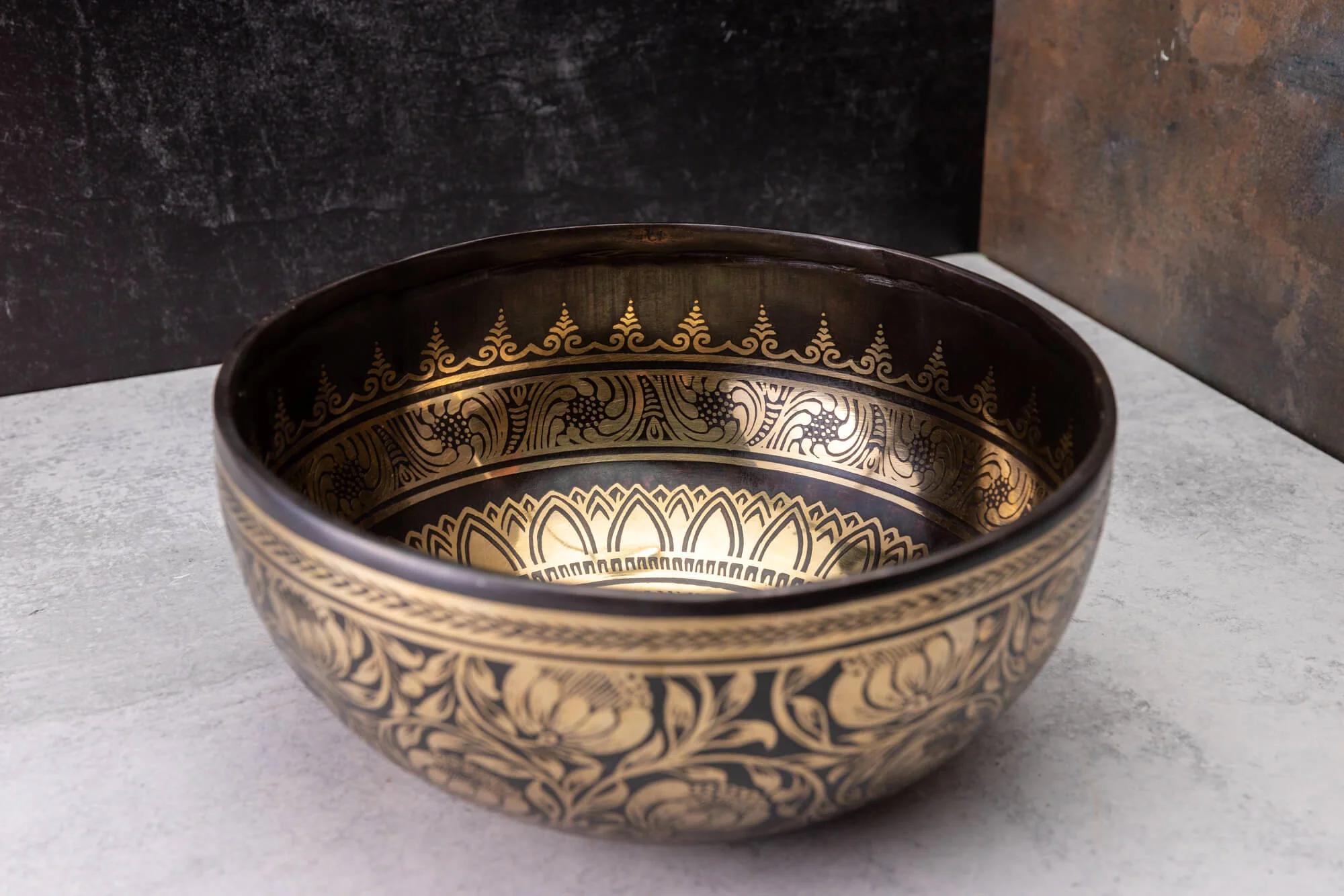 9' D Tone 3rd Octave Bronze 0806 - Image 2