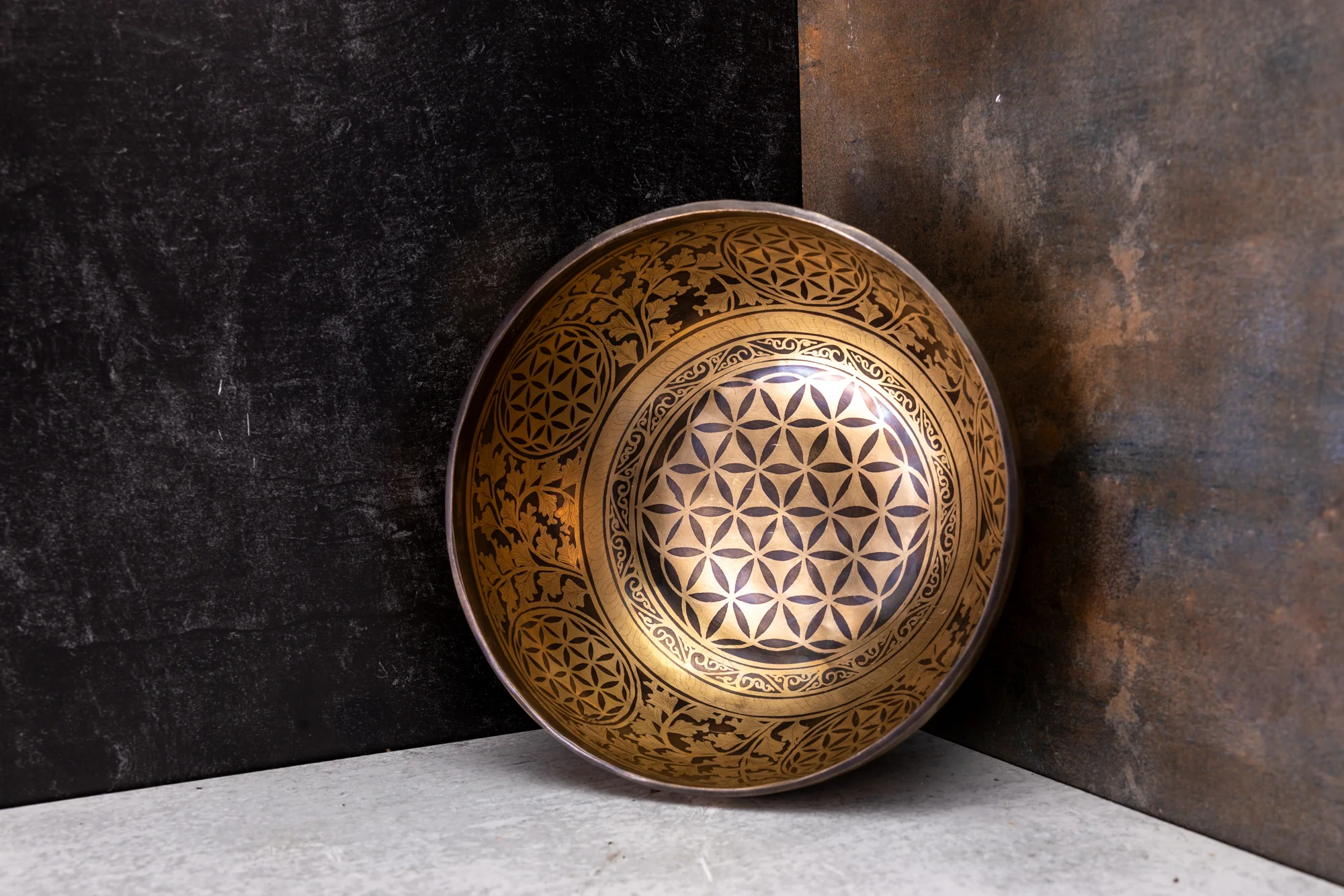 8.75' D Tone 3rd Octave Bronze 0828 - Image 3