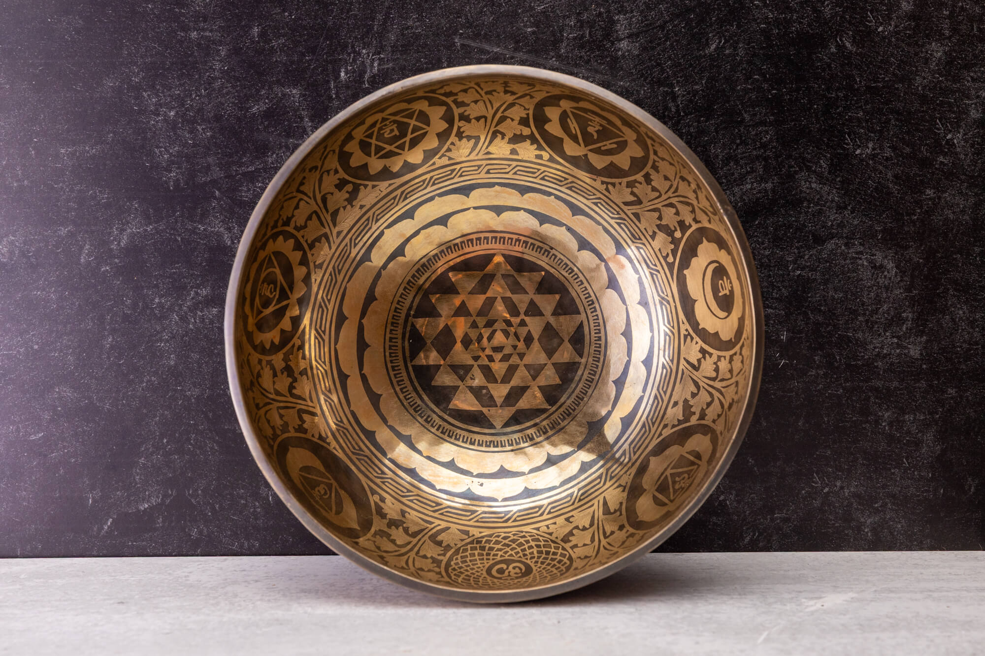 10.25' D Tone 3rd Octave Bronze 0829 - Image 5