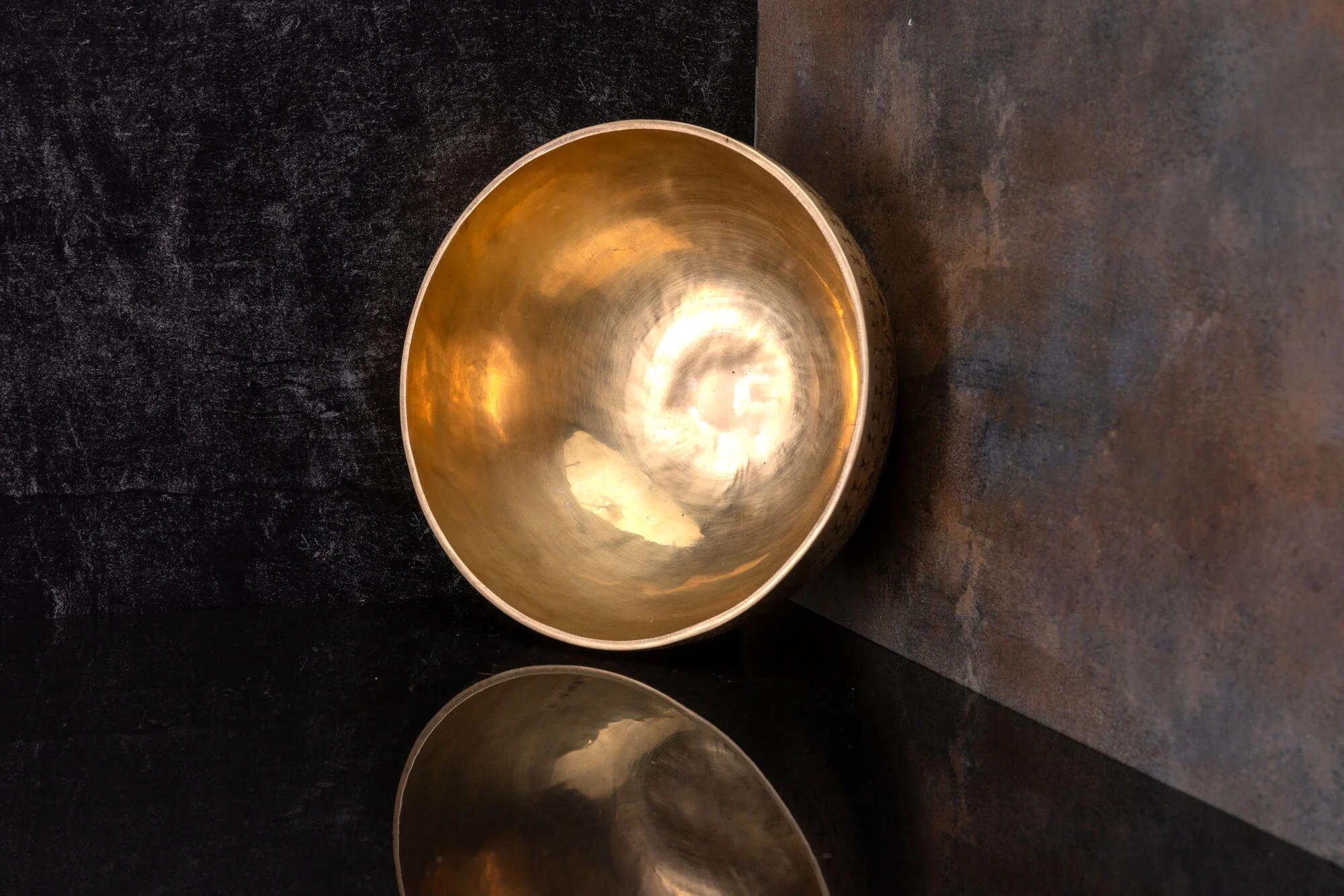 8.5" E Tone 3rd Octave Bronze 0849 - Image 3