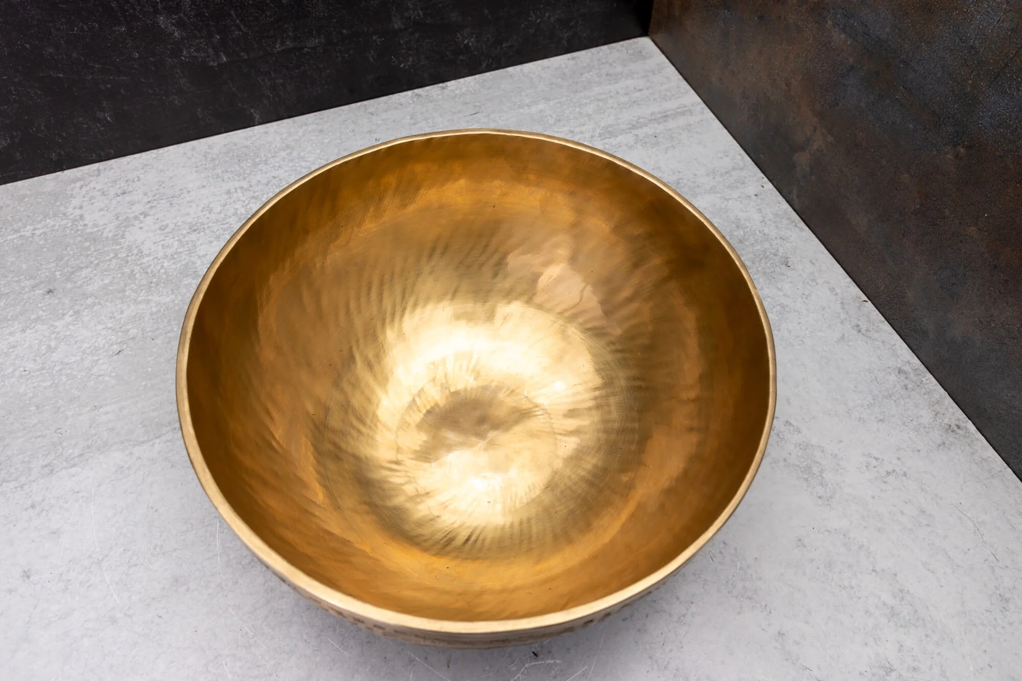 9.75' B Tone 2nd Octave Bronze 0864 - Image 9