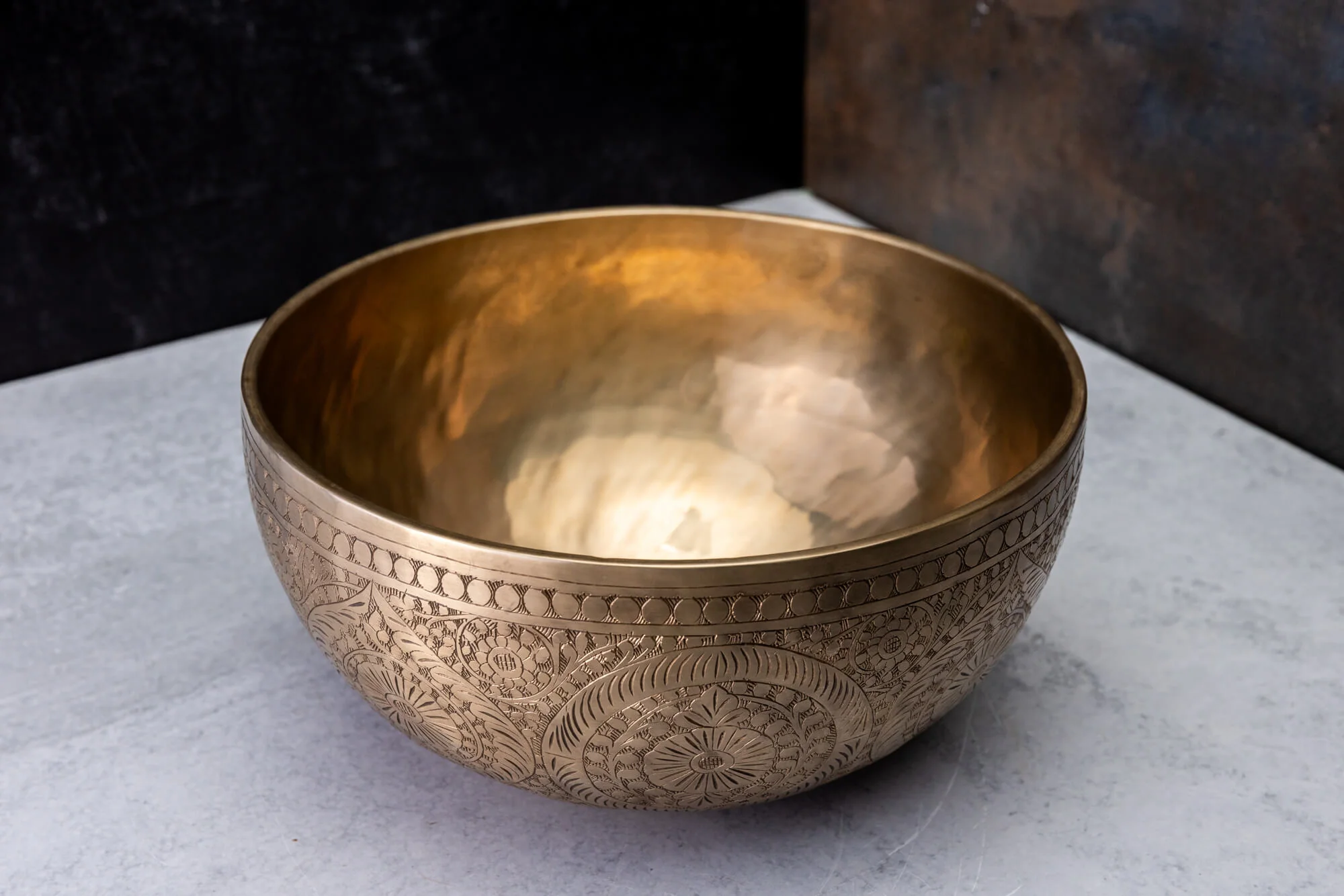 9' D Tone 3rd Octave Bronze 0868 - Image 8
