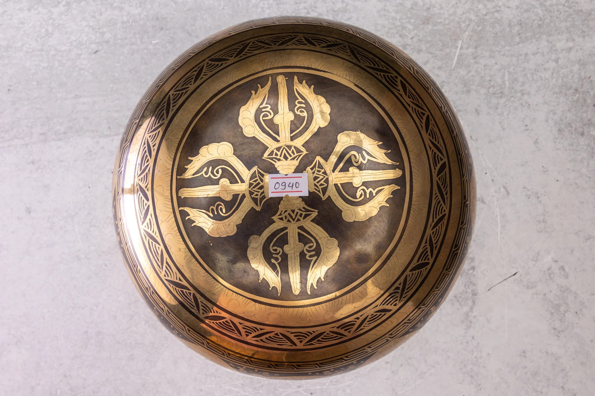 9' D Tone 3rd Octave Bronze 0940 - Image 2