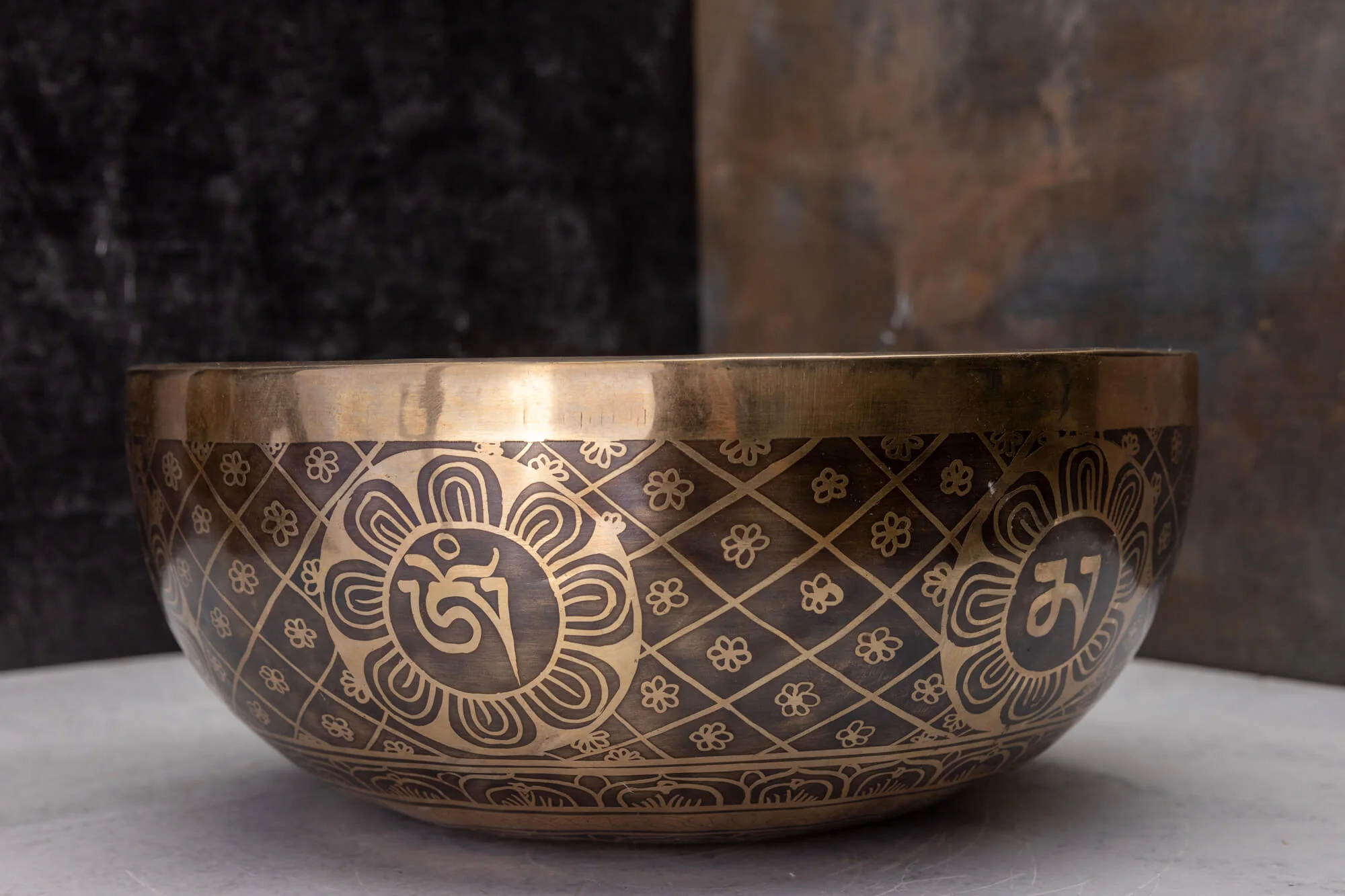 10' C Tone 3rd Octave Bronze 0945 - Image 15