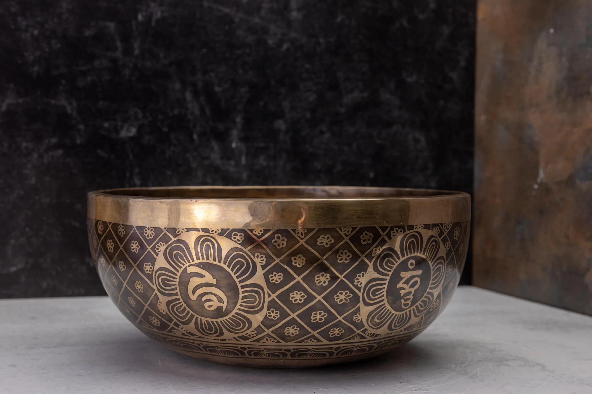 10' C Tone 3rd Octave Bronze 0945 - Image 17
