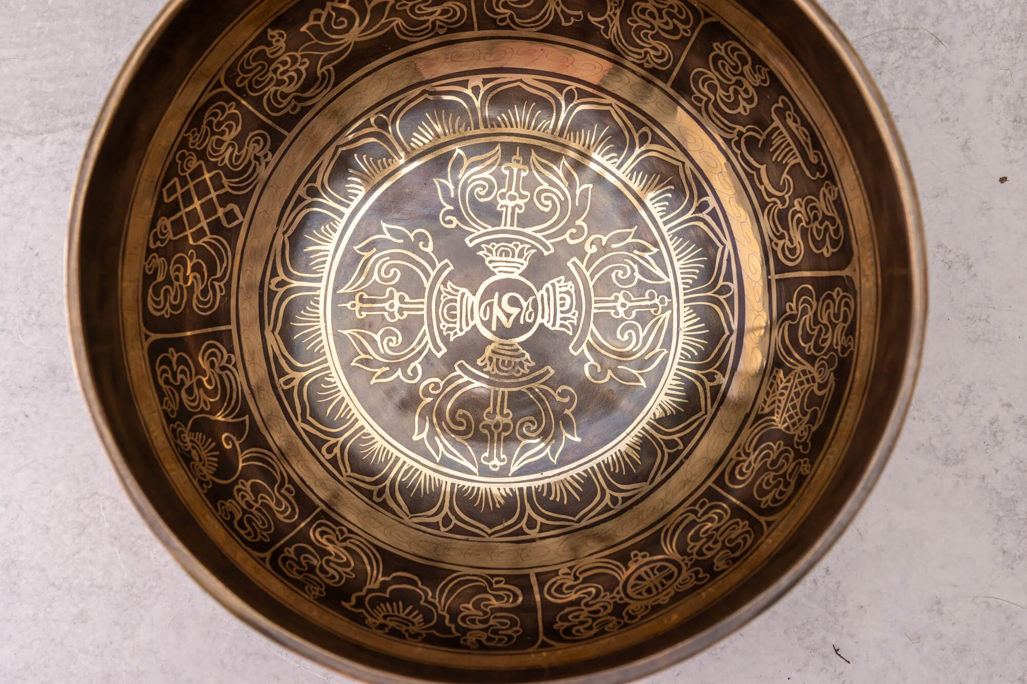 9.5' D Tone 3rd Octave Bronze 0953 - Image 3