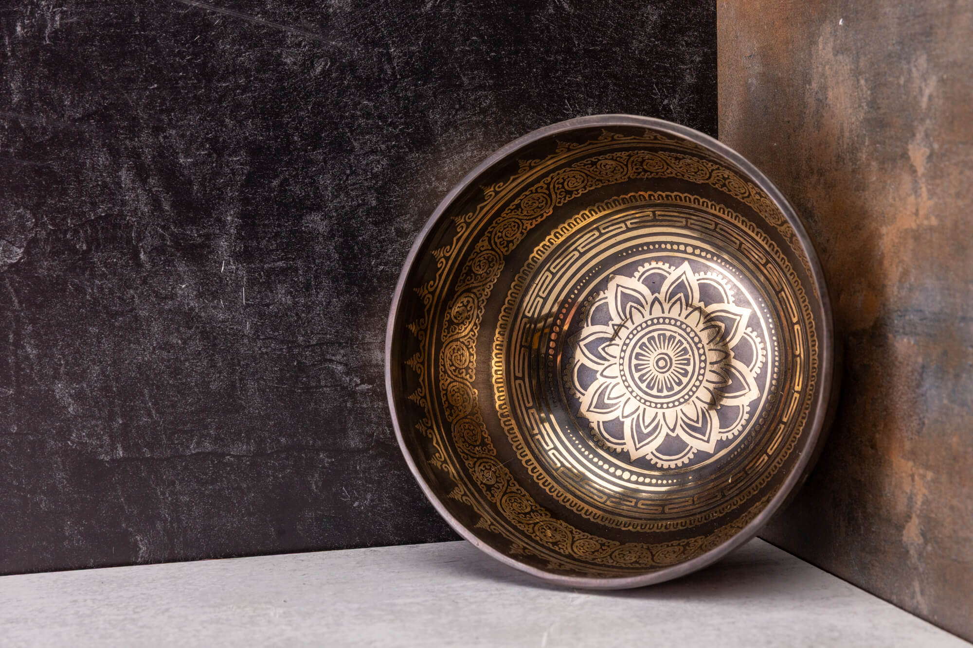 8.75' E Tone 3rd Octave Bronze 0959 - Image 2