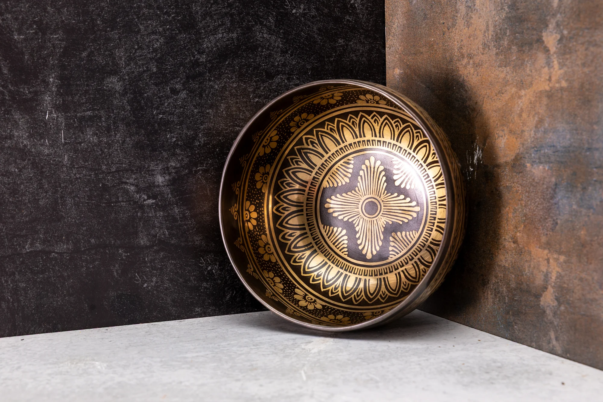 7.75' A Tone 3rd Octave Bronze 0974 - Image 3