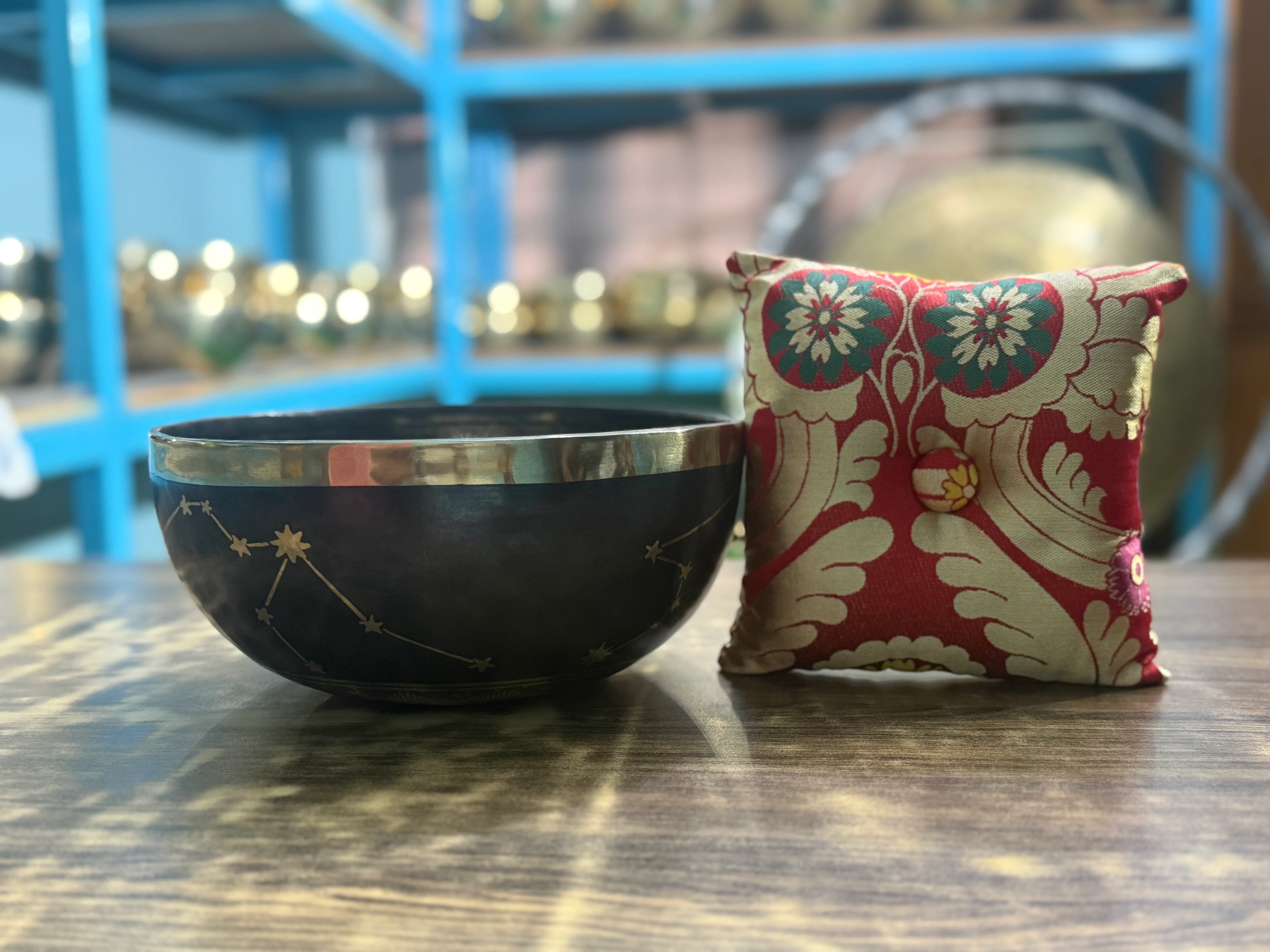 The Aquarius Singing Bowl - 9 inch Large | Handmade In Nepal - Image 11