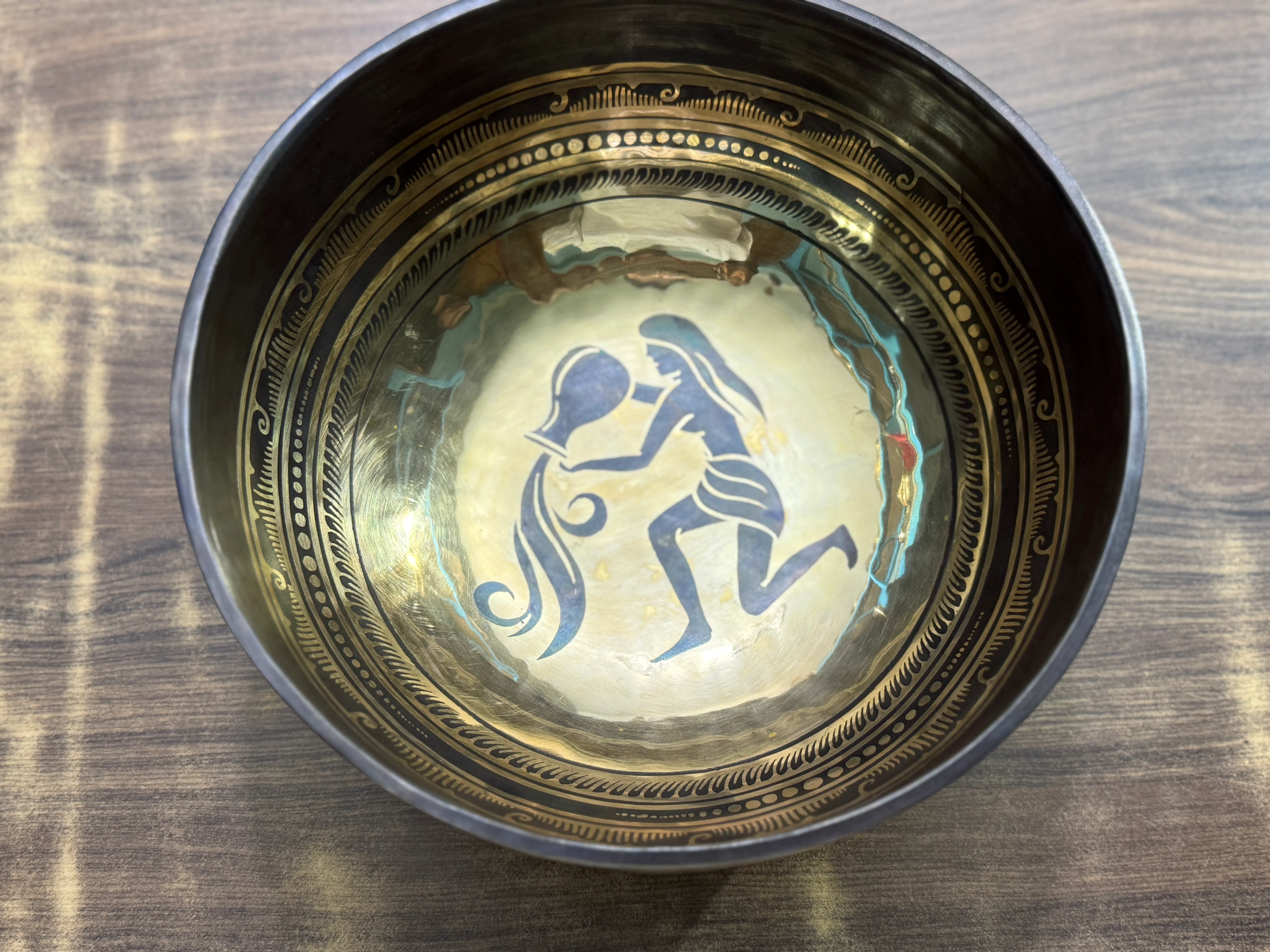 The Aquarius Singing Bowl - 9 inch Large | Handmade In Nepal - Image 13