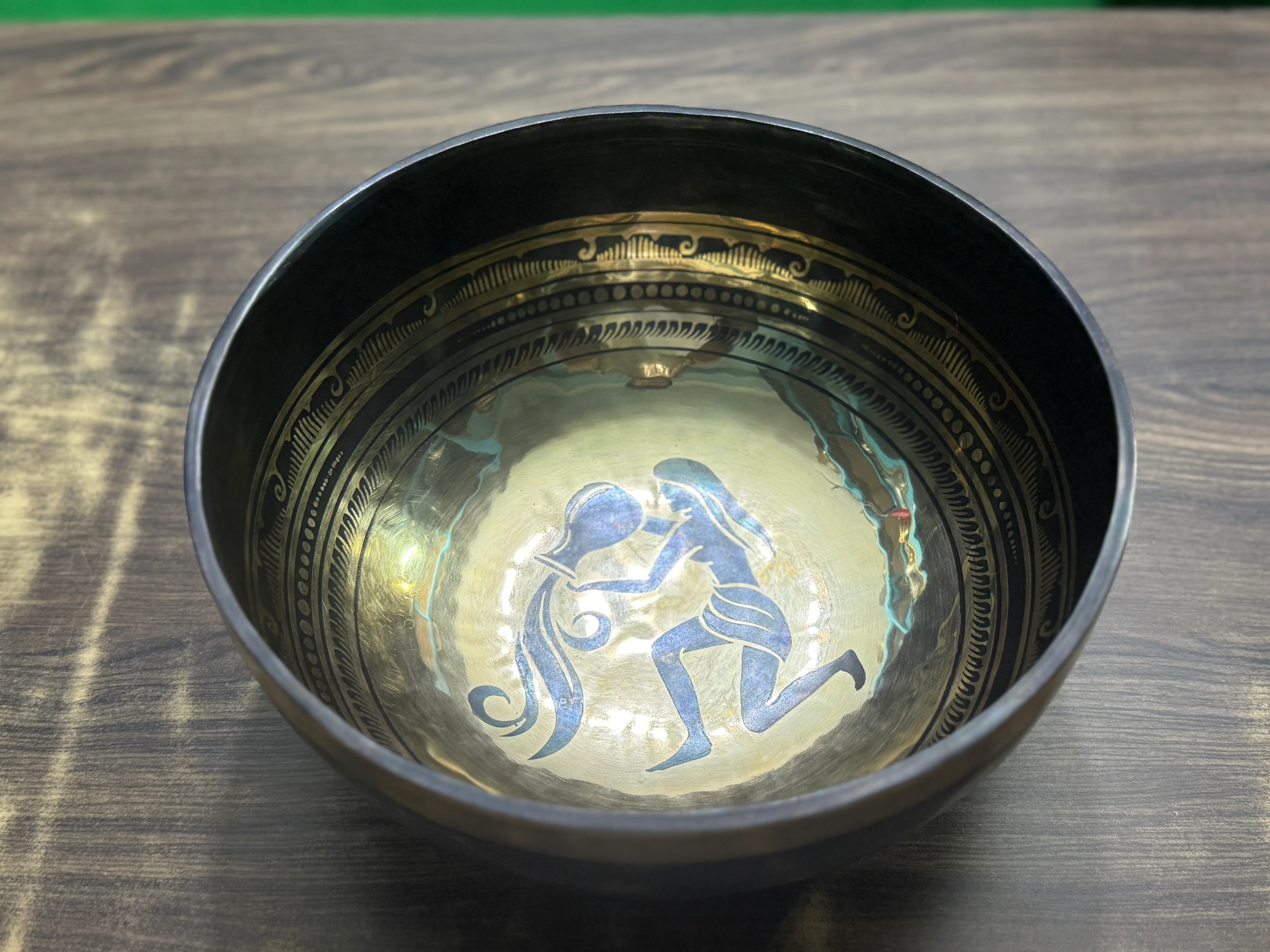 The Aquarius Singing Bowl - 9 inch Large | Handmade In Nepal - Image 16