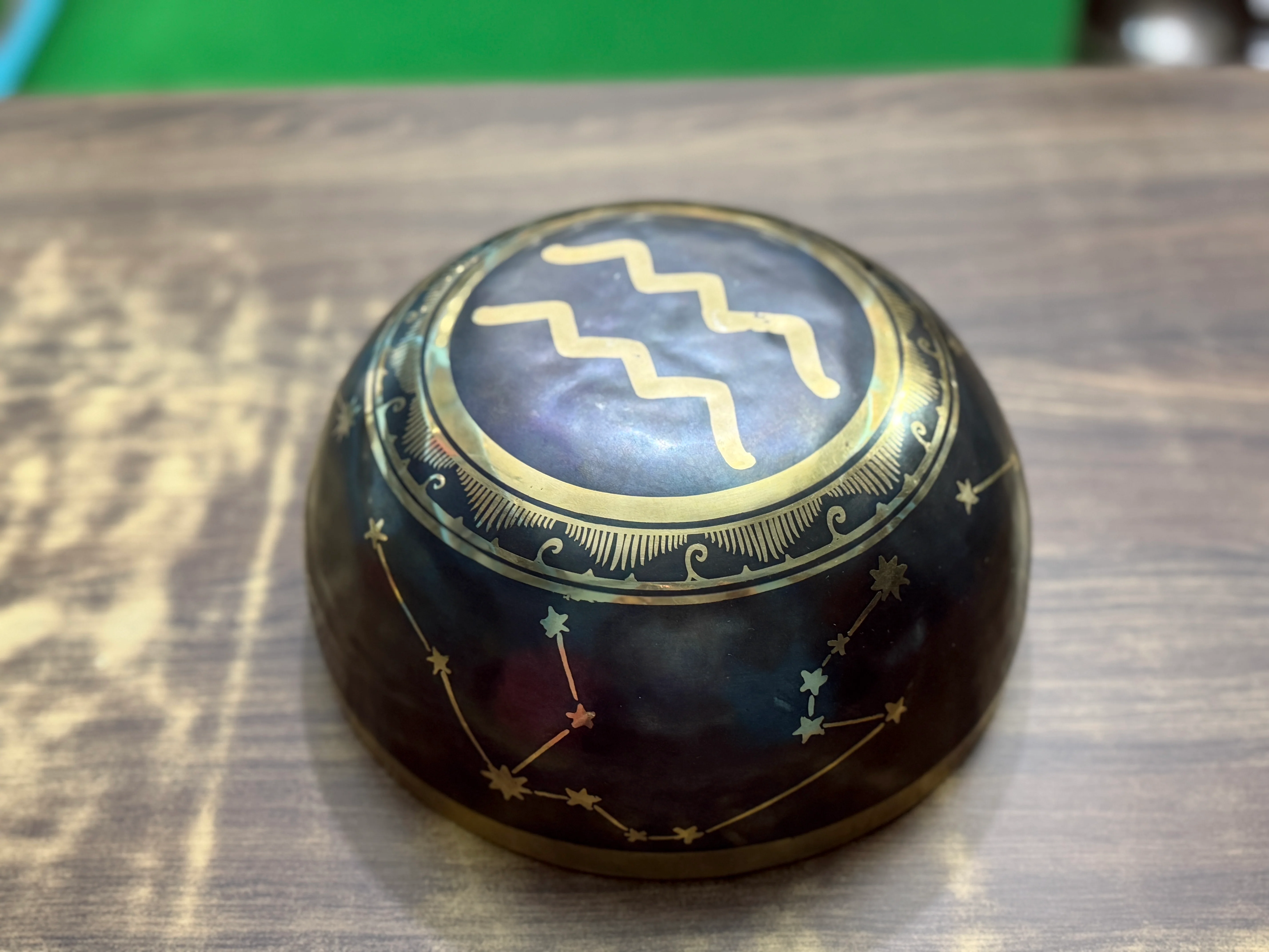 The Aquarius Singing Bowl - 9 inch Large | Handmade In Nepal - Image 18