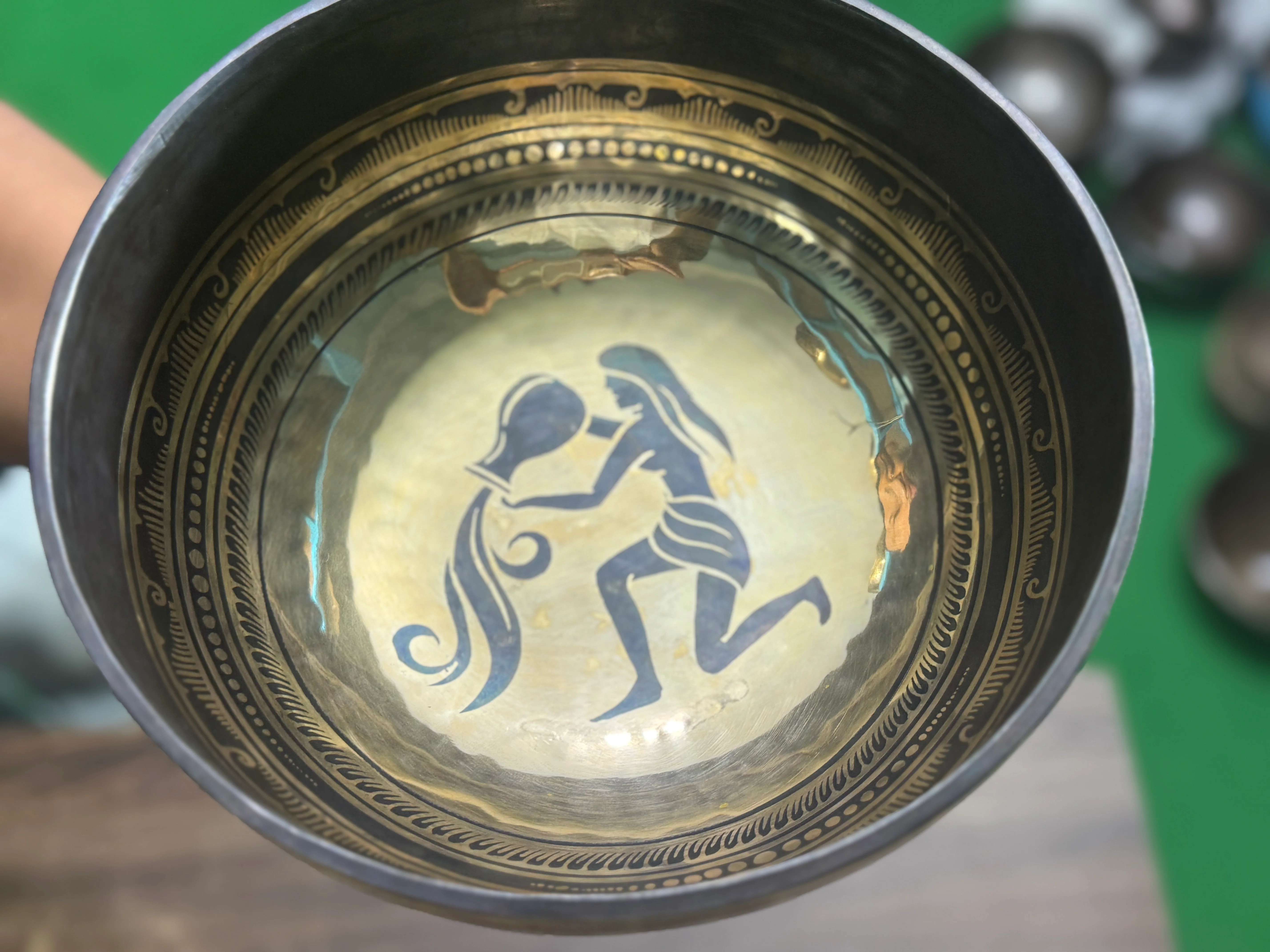 The Aquarius Singing Bowl - 9 inch Large | Handmade In Nepal - Image 21