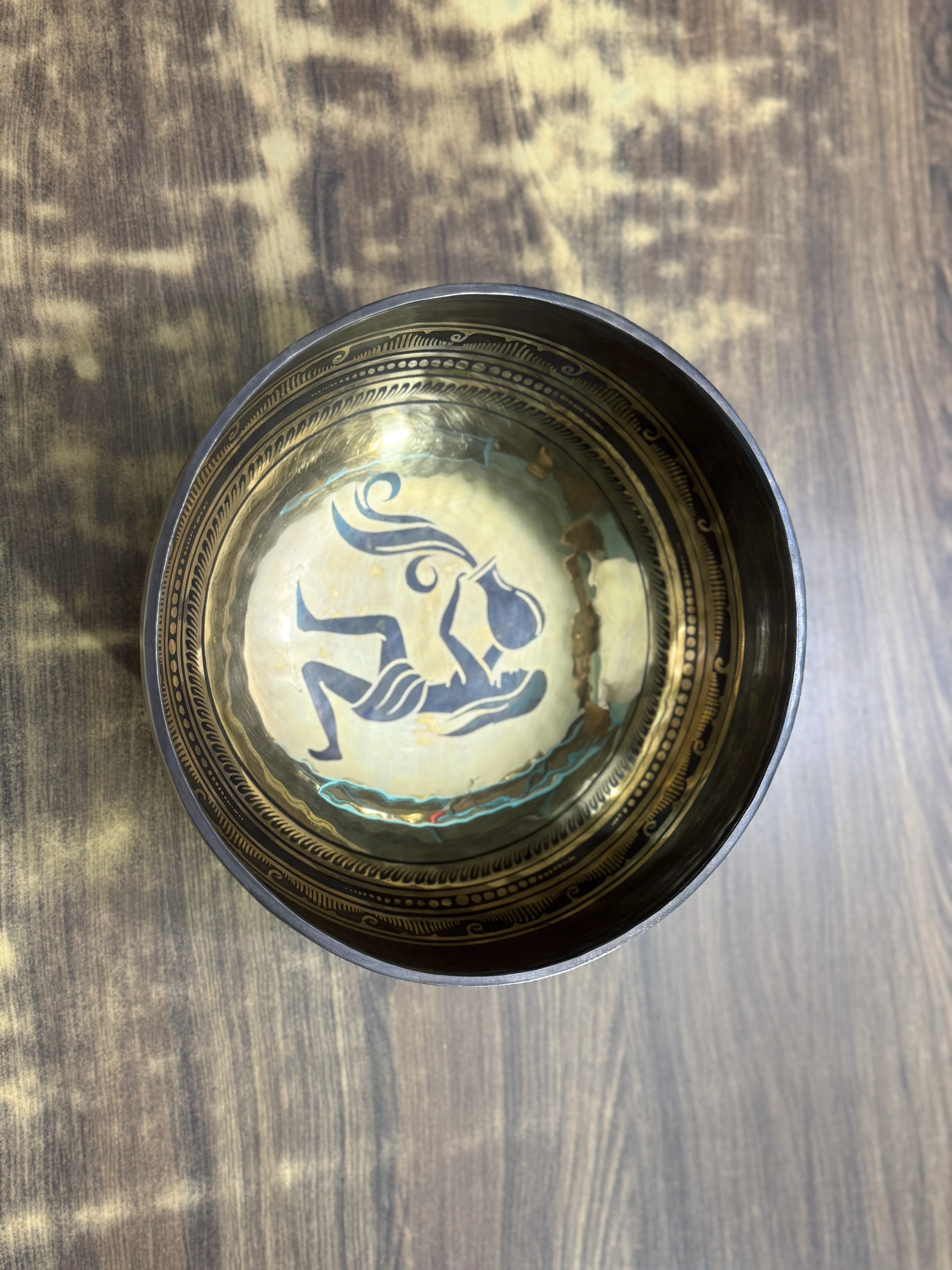 The Aquarius Singing Bowl - 9 inch Large | Handmade In Nepal - Image 9
