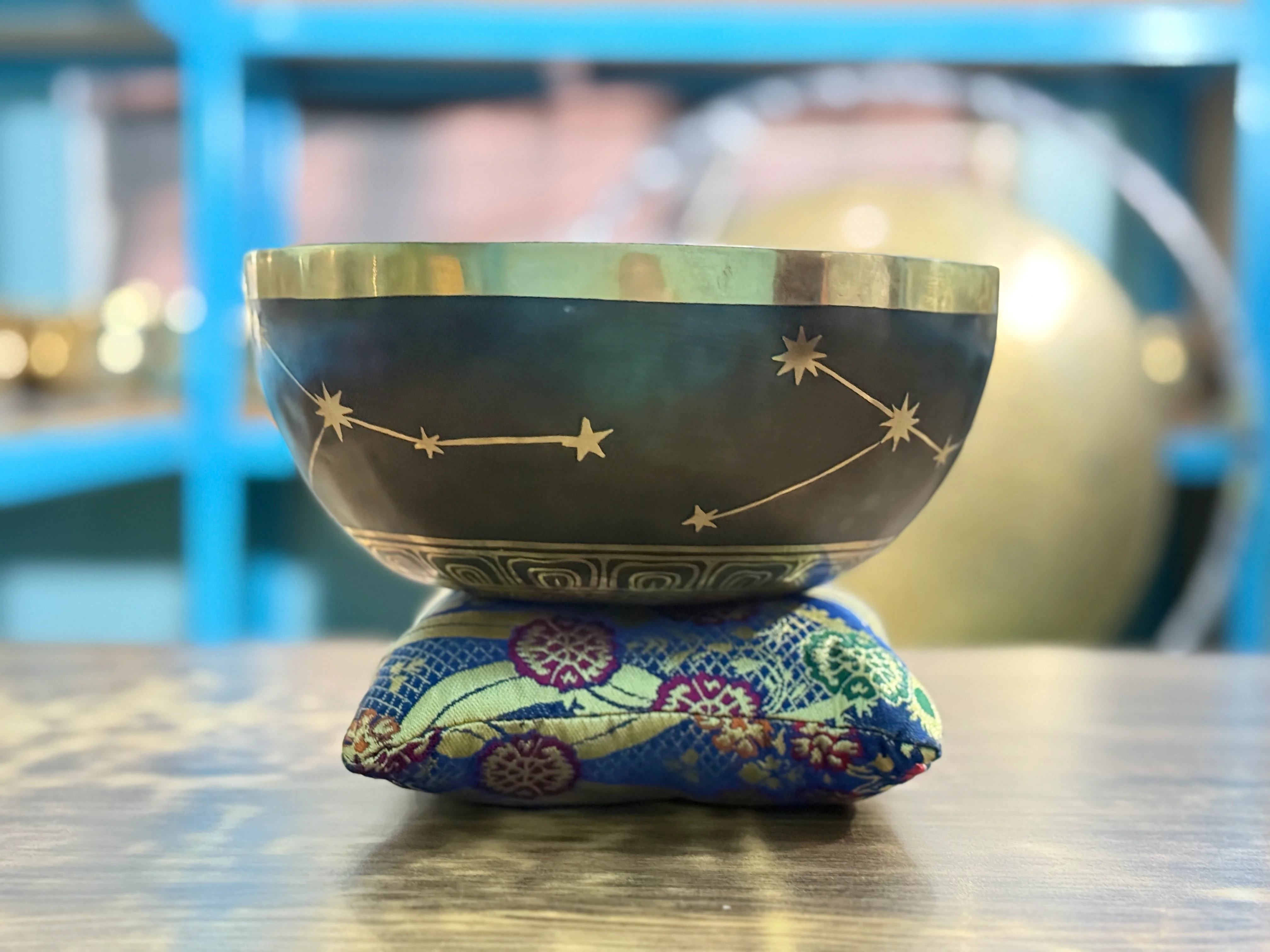 The Cancer Singing Bowl - 9 inch Large | Handmade In Nepal - Image 5