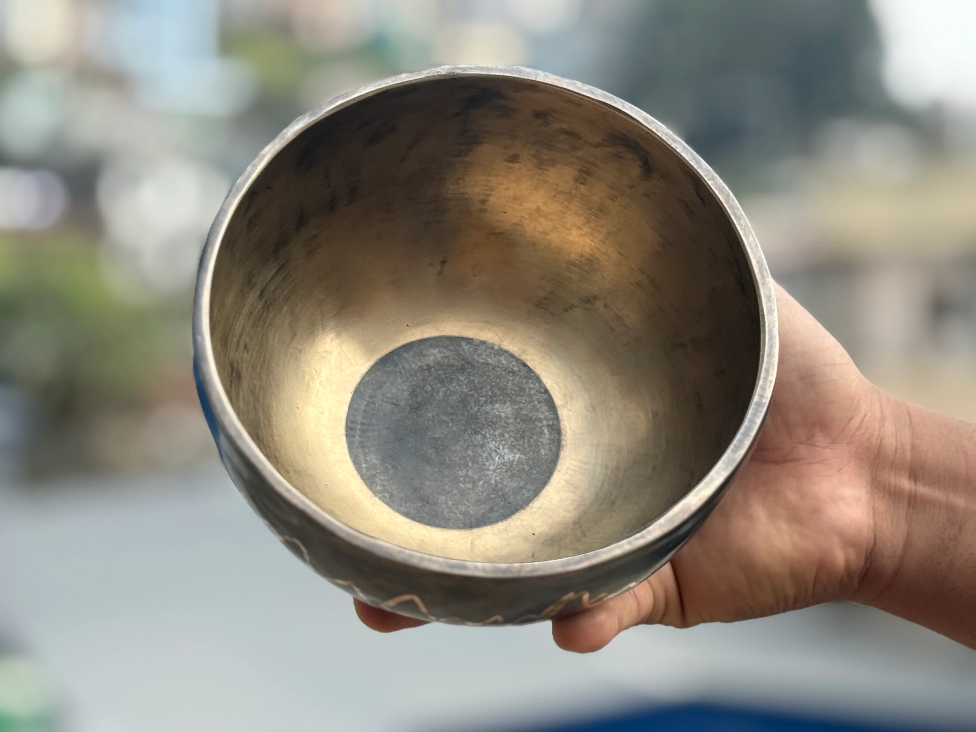 The Horizon Bowl: 6.5 Inch Bronze Handmade Limited Edition Singing Bowl - Image 16