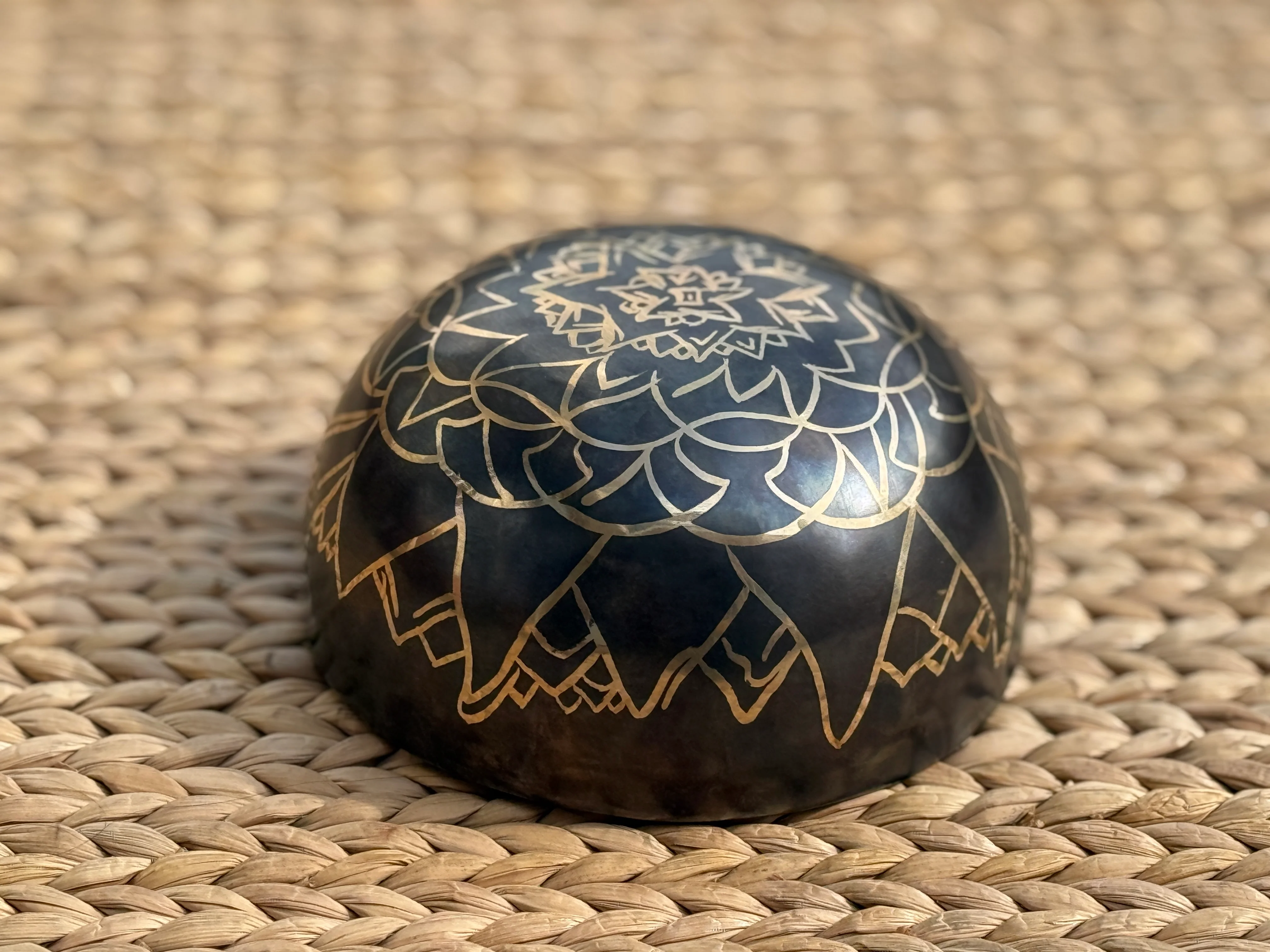 The Horizon Bowl: 6.5 Inch Bronze Handmade Limited Edition Singing Bowl - Image 5