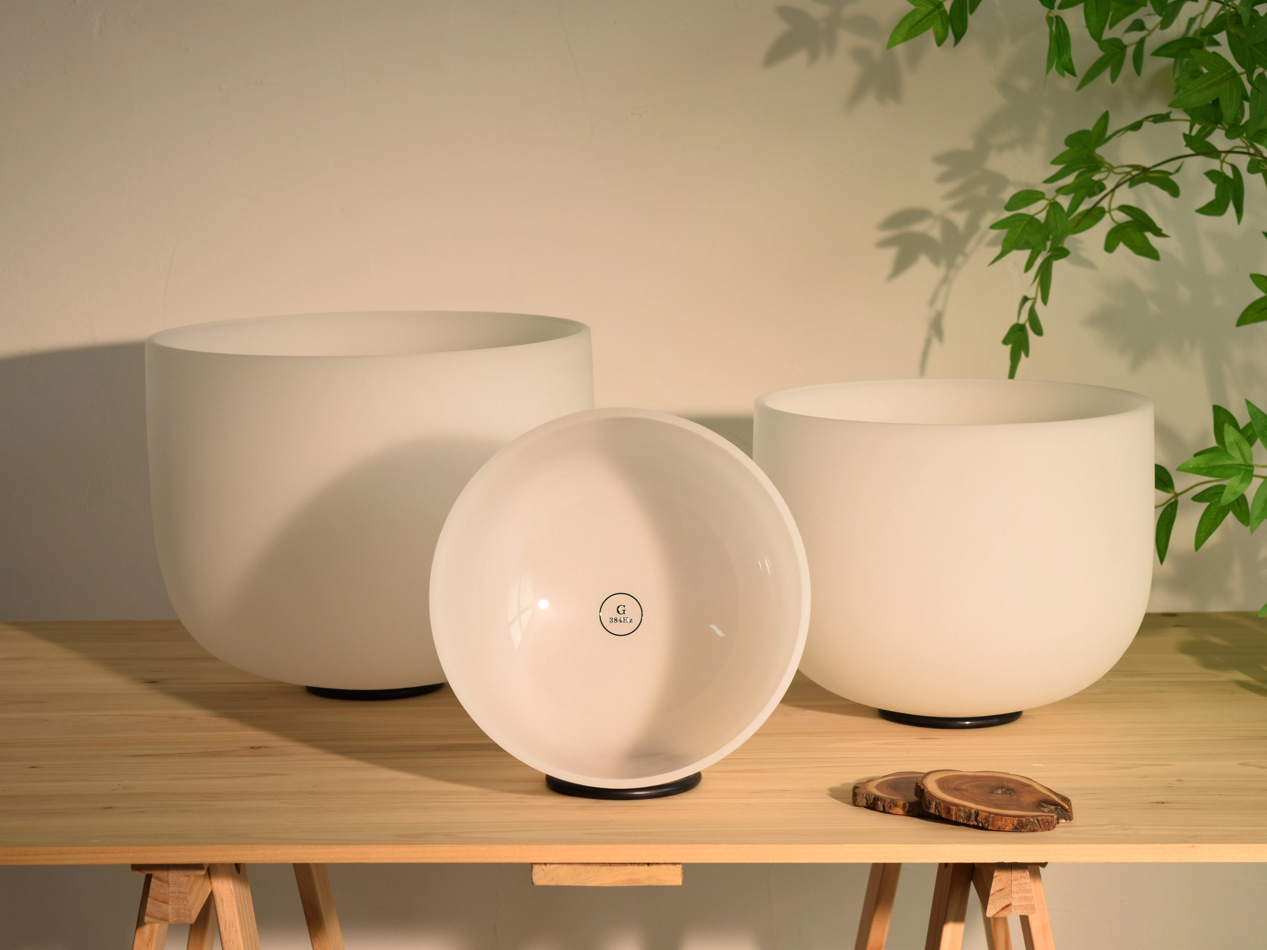 The Major Triad | Frosted Crystal Singing Bowl Set — C E G | 432 Hz - Image 6